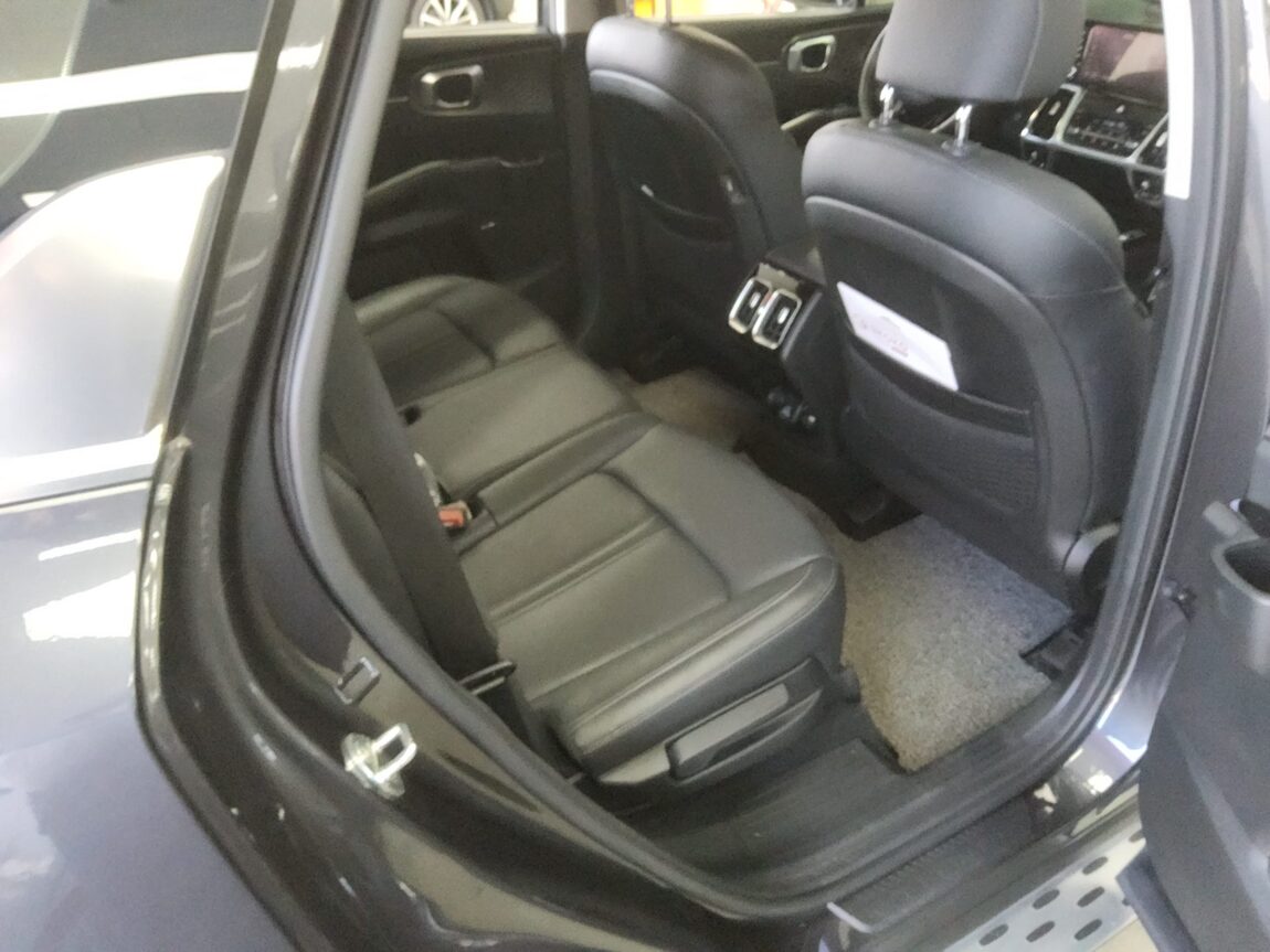 KIA NEW SORENTO (MQ4) 2.2 DIESEL 2WD NOBLESSE 2021 - zdjęcie 13