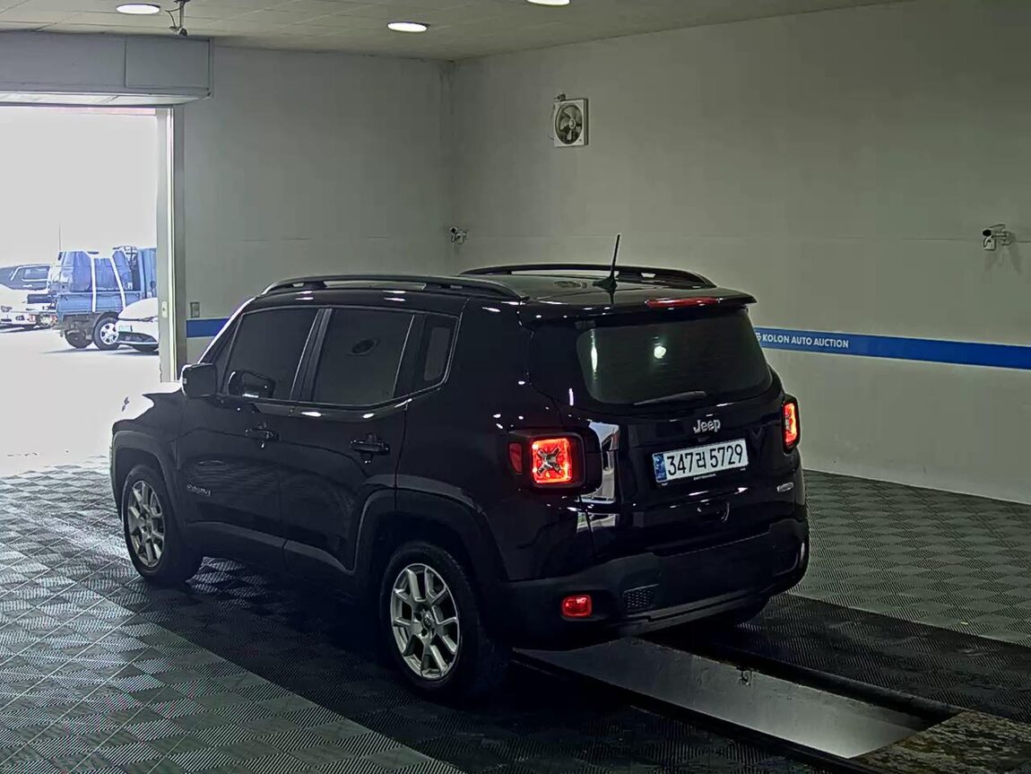 JEEP RENEGADE 2.4 GASOLINE LONGITUDE 2021 - zdjęcie 6
