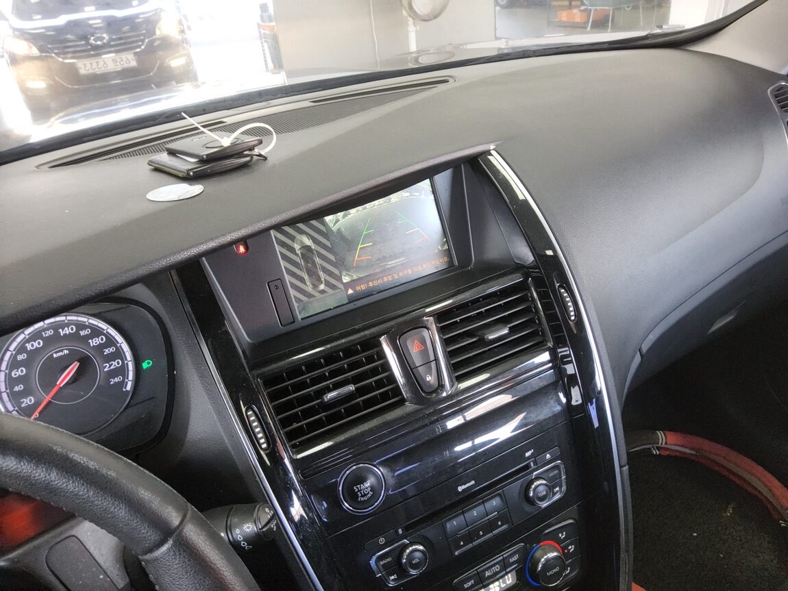 RENAULT (SAMSUNG) NEW SM7 NOVA 2.0 LPe GENERAL 2019 - zdjęcie 17