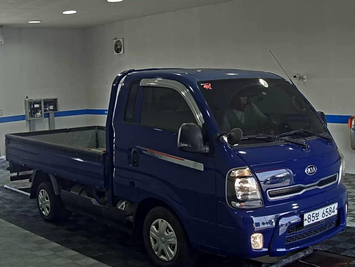 KIA THE NEW BONGO III CARGO 1 TON LPG KING CAB EXTRA LONG WHEELBASE GLS 2020 - zdjęcie 3