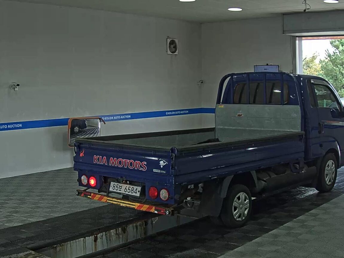 KIA THE NEW BONGO III CARGO 1 TON LPG KING CAB EXTRA LONG WHEELBASE GLS 2020 - zdjęcie 5