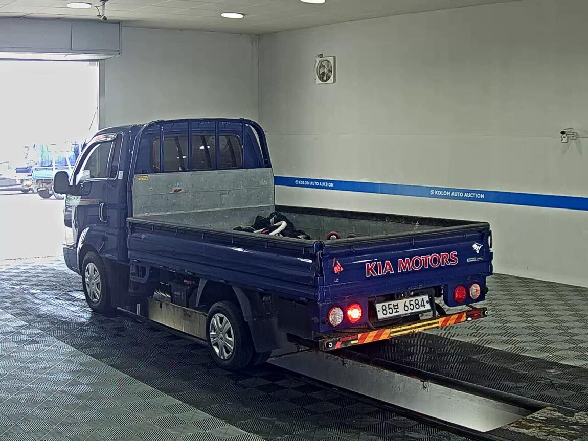 KIA THE NEW BONGO III CARGO 1 TON LPG KING CAB EXTRA LONG WHEELBASE GLS 2020 - zdjęcie 6