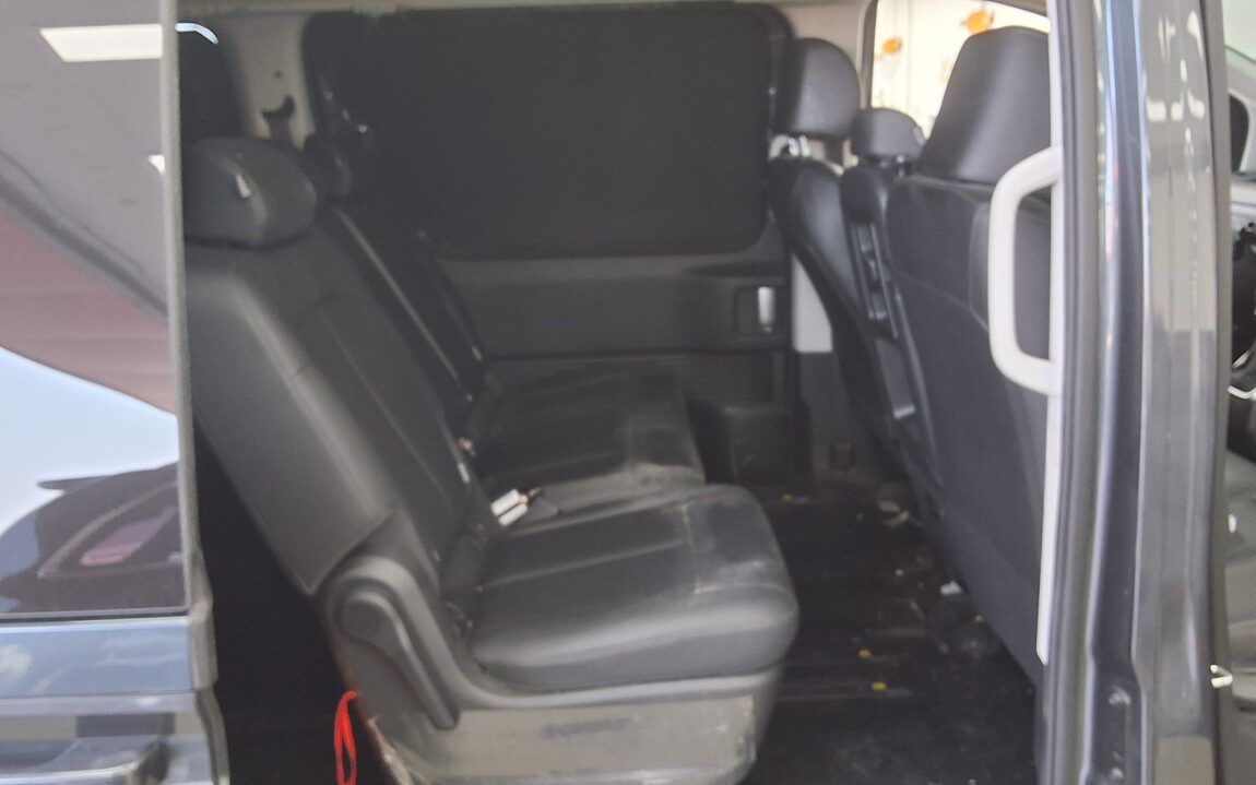 HYUNDAI STARIA 2.2 DIESEL TOURER 9-SEATER 4WD MODERN 2025 - zdjęcie 14