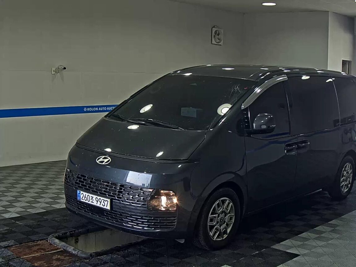 HYUNDAI STARIA 2.2 DIESEL TOURER 9-SEATER 4WD MODERN 2025 - zdjęcie 2