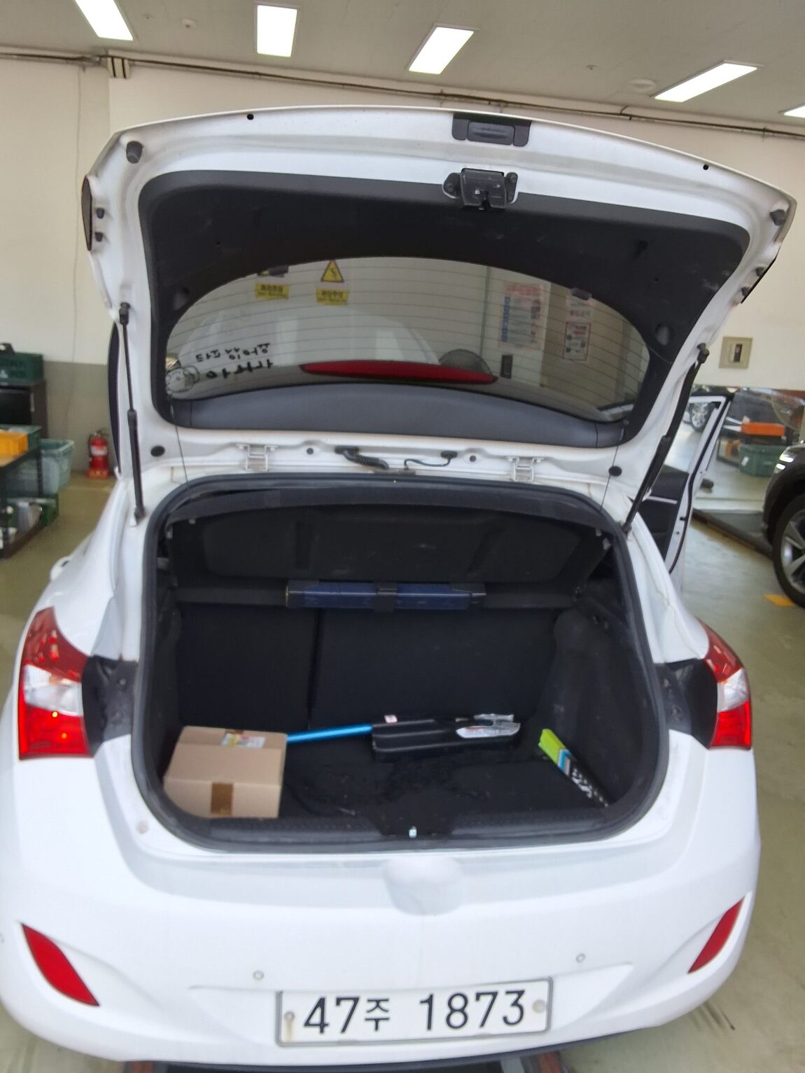 HYUNDAI NEW i30 1.6 VGT UNIQUE 2012 - zdjęcie 15