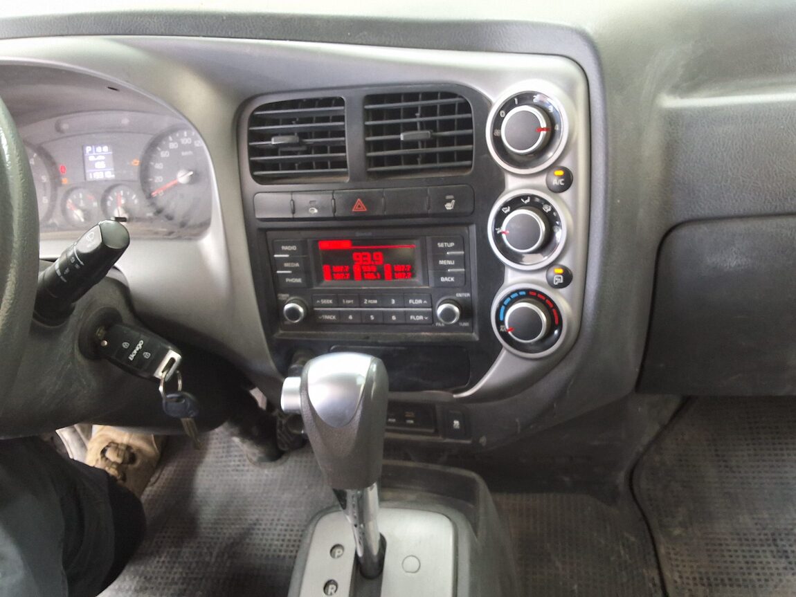 KIA BONGO III CARGO CRDi DOUBLE CAB EXTRA LONG WHEELBASE 2017 - zdjęcie 23