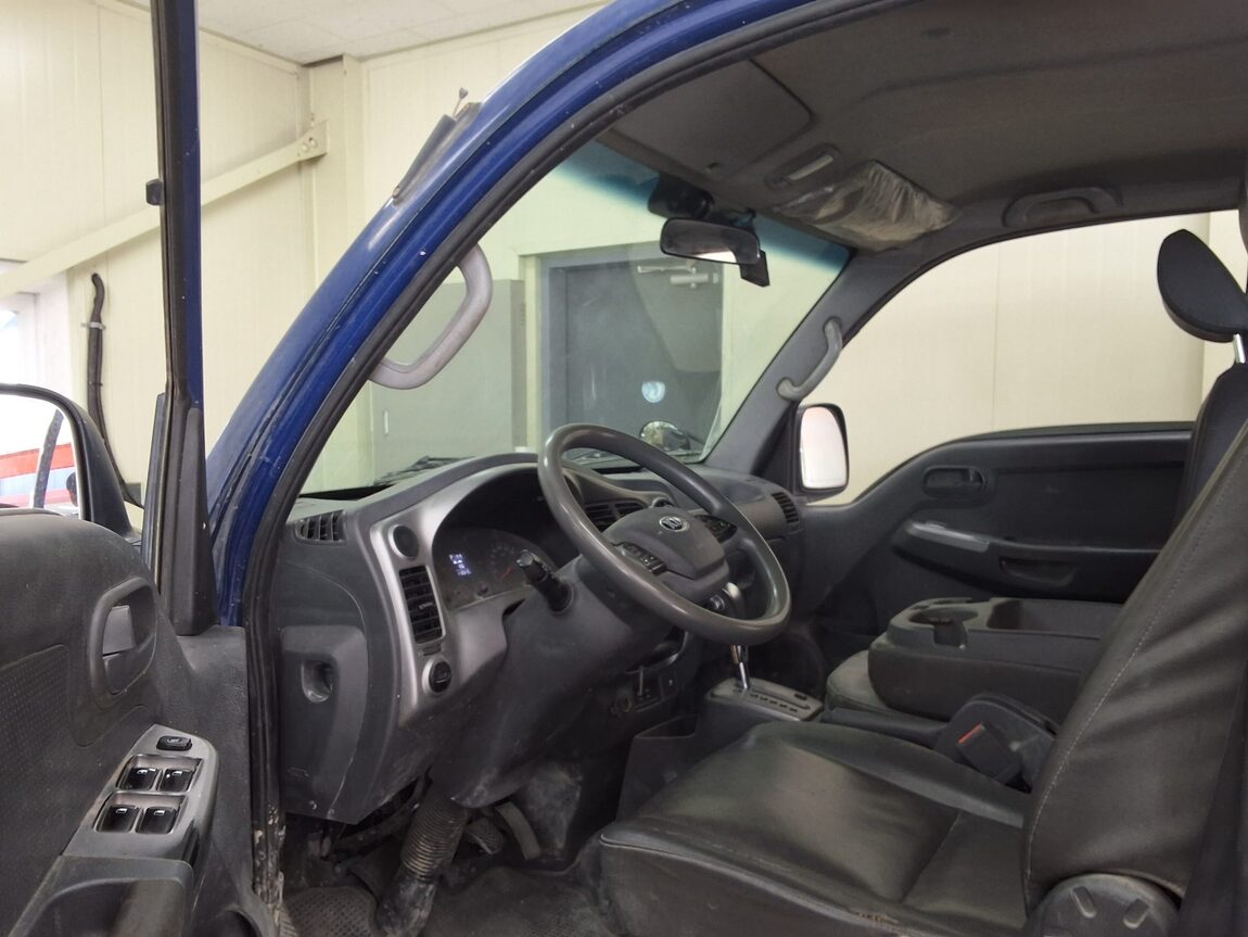 KIA BONGO III CARGO CRDi DOUBLE CAB EXTRA LONG WHEELBASE 2017 - zdjęcie 11
