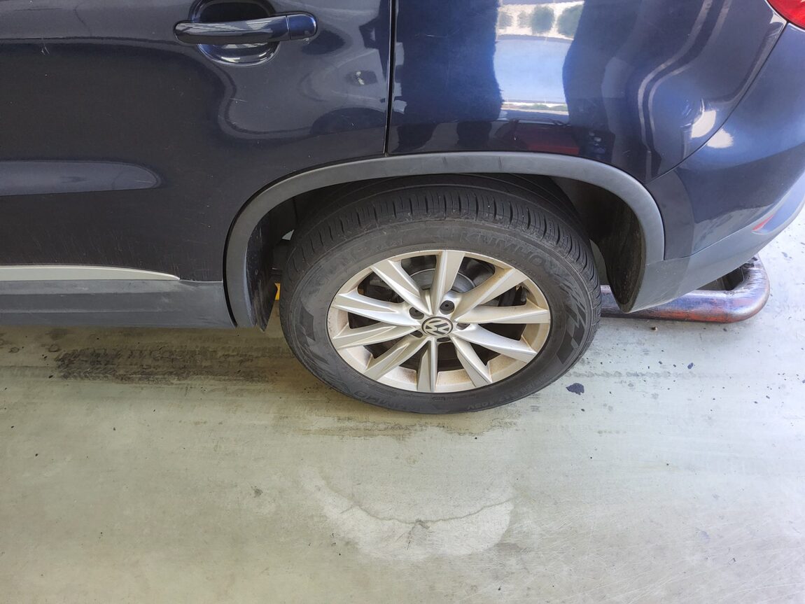 VOLKSWAGEN TIGUAN 2.0 TDI BLUEMOTION 2016 - zdjęcie 18