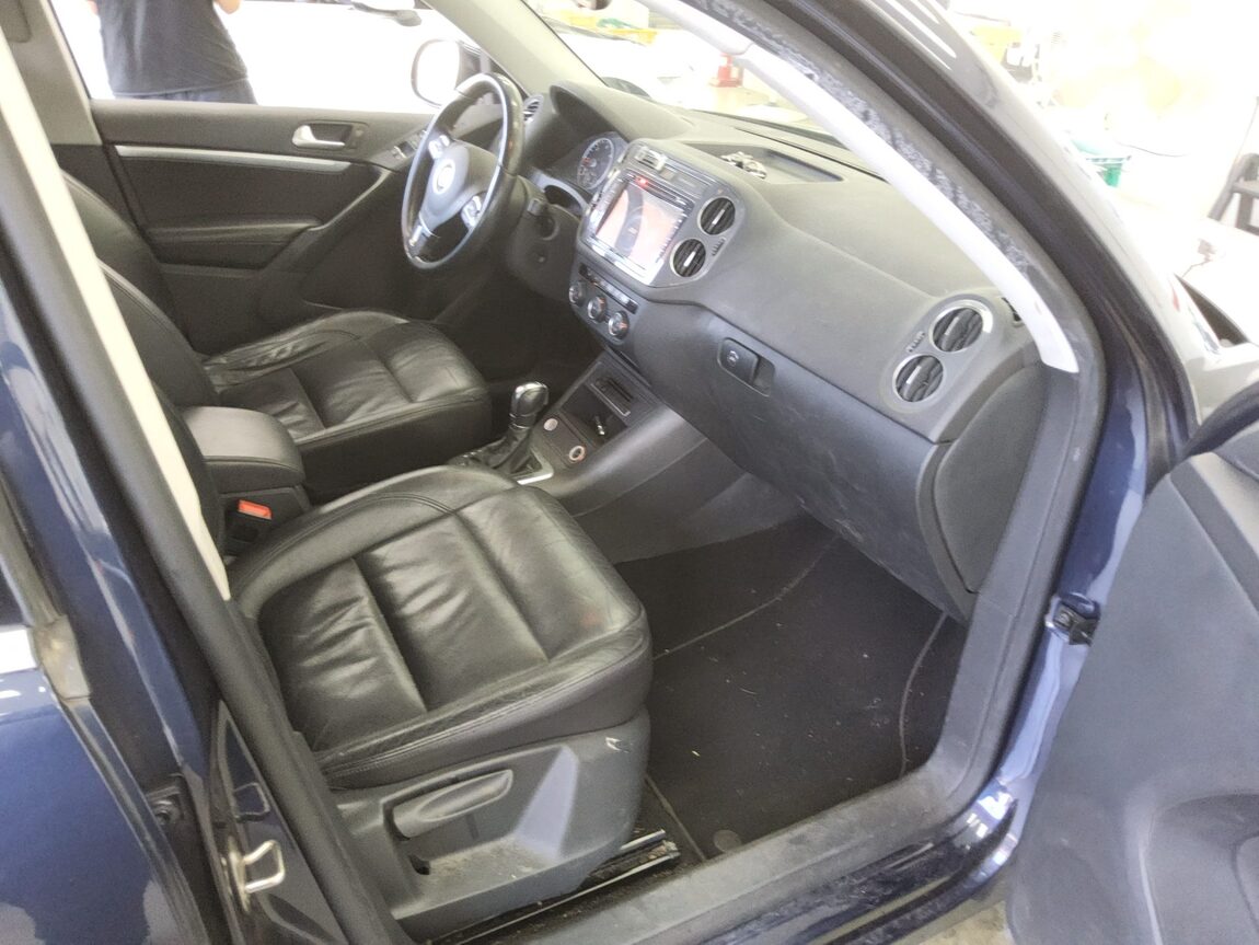 VOLKSWAGEN TIGUAN 2.0 TDI BLUEMOTION 2016 - zdjęcie 14