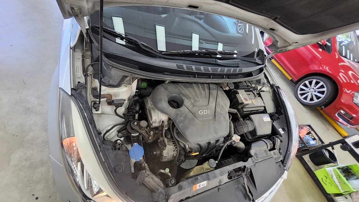 HYUNDAI THE NEW AVANTE MD 1.6 GDi STYLE 2014 - zdjęcie 11