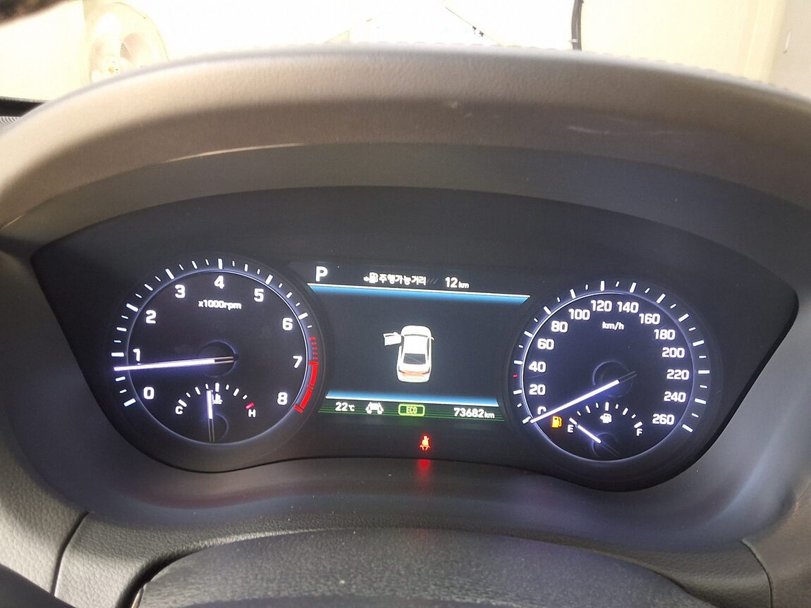 GENESIS G80 3.3 GDi AWD PRESTIGE 2019 - zdjęcie 10