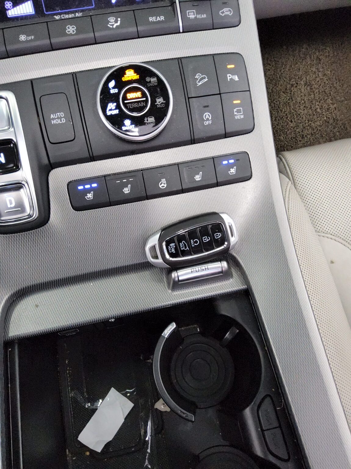 HYUNDAI PALISADE 3.8 GASOLINE AWD PRESTIGE 2021 - zdjęcie 19