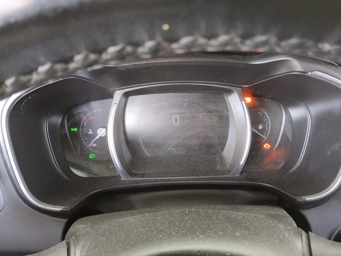 RENAULT (SAMSUNG) QM6 2.0 GDe 2WD LE 2018 - zdjęcie 9