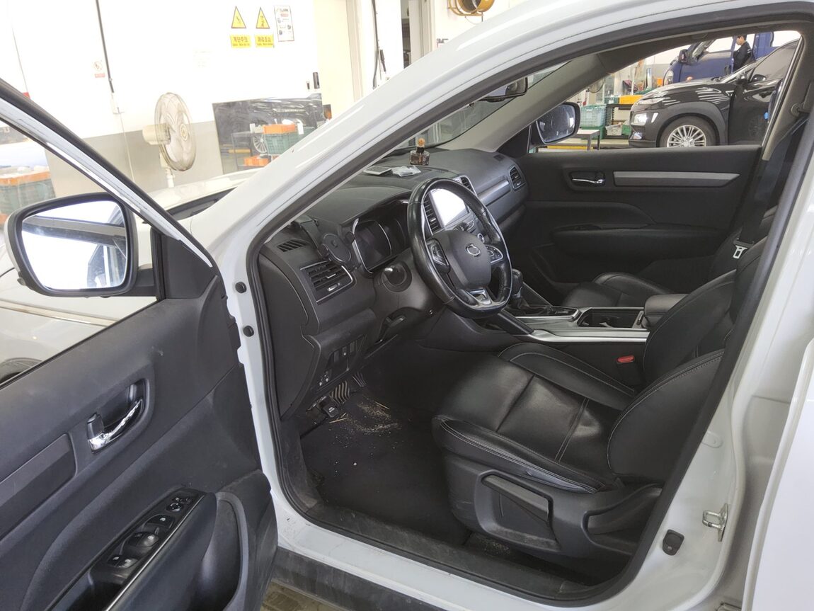RENAULT (SAMSUNG) QM6 2.0 GDe 2WD LE 2018 - zdjęcie 10