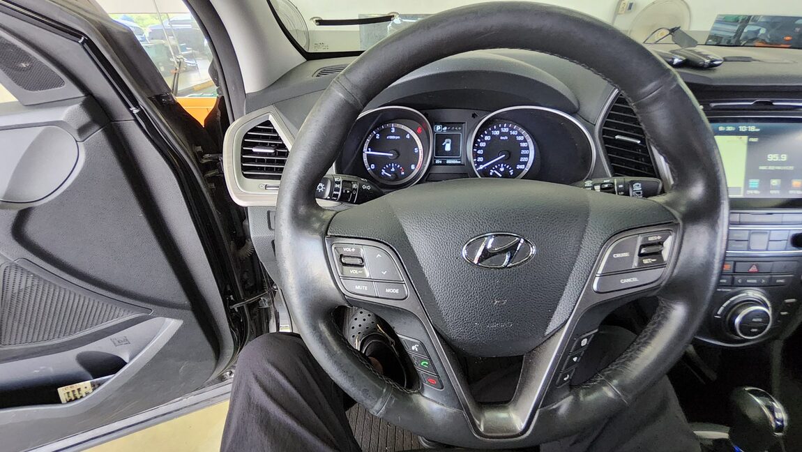 HYUNDAI THE NEW MAXCRUZ DIESEL 2.2 2WD EXCLUSIVE 2016 - zdjęcie 18