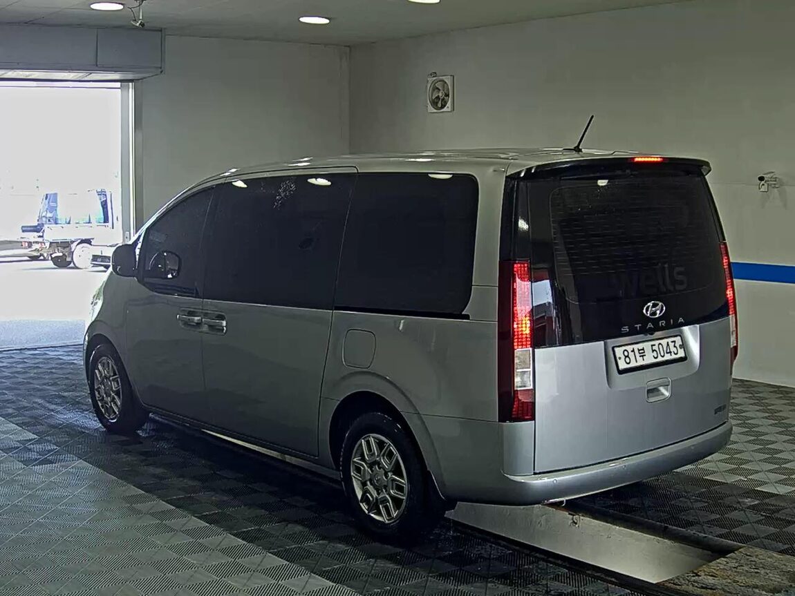 HYUNDAI STARIA 2.2 DIESEL CARGO 3-SEATER MODERN 2022 - zdjęcie 6