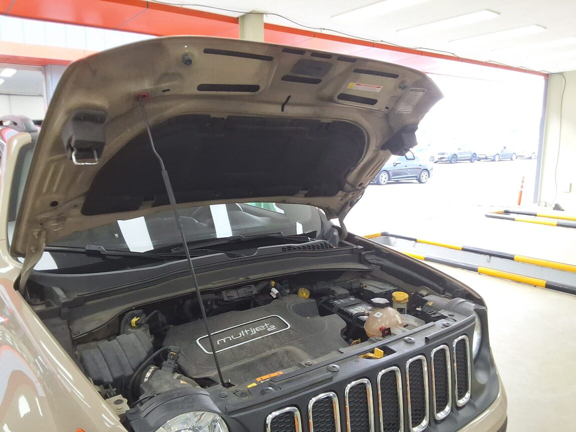 JEEP RENEGADE 2.0 DIESEL AWD LONGITUDE 2015 - zdjęcie 18
