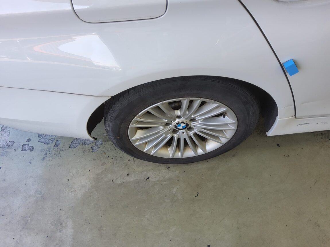 BMW 5 SERIES (6TH GEN) 520d xDRIVE 2015 - zdjęcie 24