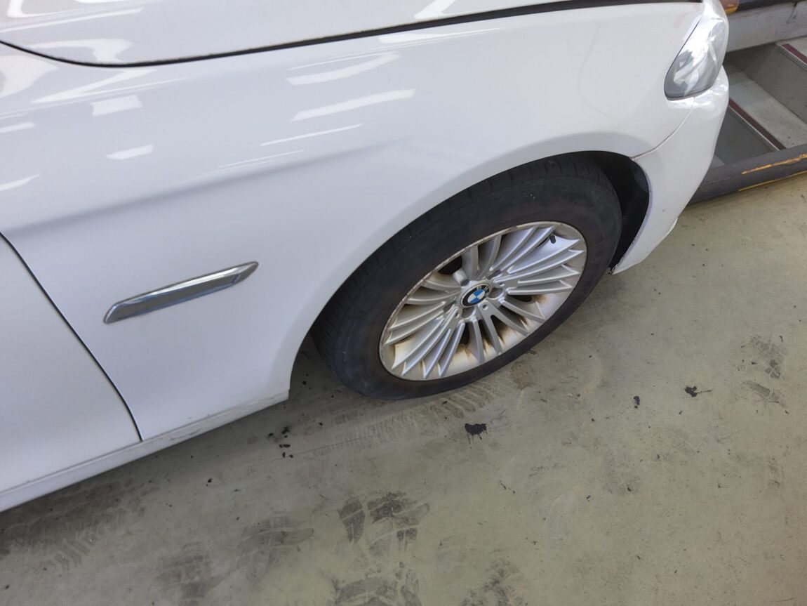BMW 5 SERIES (6TH GEN) 520d xDRIVE 2015 - zdjęcie 23