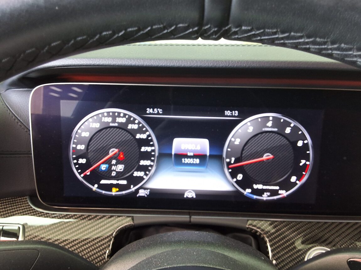 MERCEDES-BENZ E-CLASS (5TH GEN) E63 AMG 4MATIC+ 2019 - zdjęcie 10