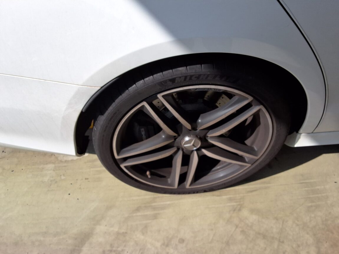 MERCEDES-BENZ E-CLASS (5TH GEN) E63 AMG 4MATIC+ 2019 - zdjęcie 22