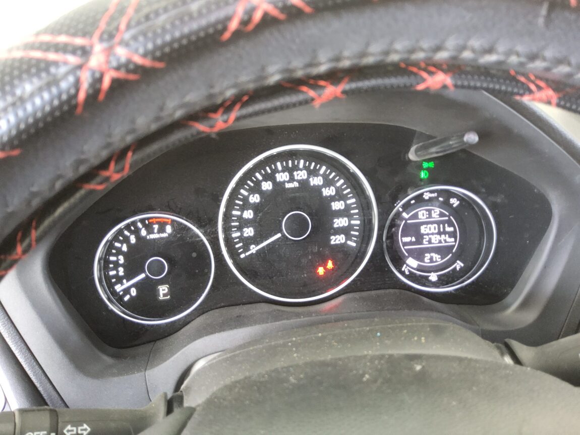 HONDA HR-V 1.8 2016 - zdjęcie 9