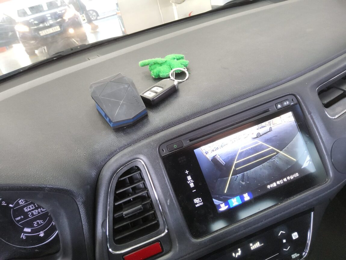 HONDA HR-V 1.8 2016 - zdjęcie 17