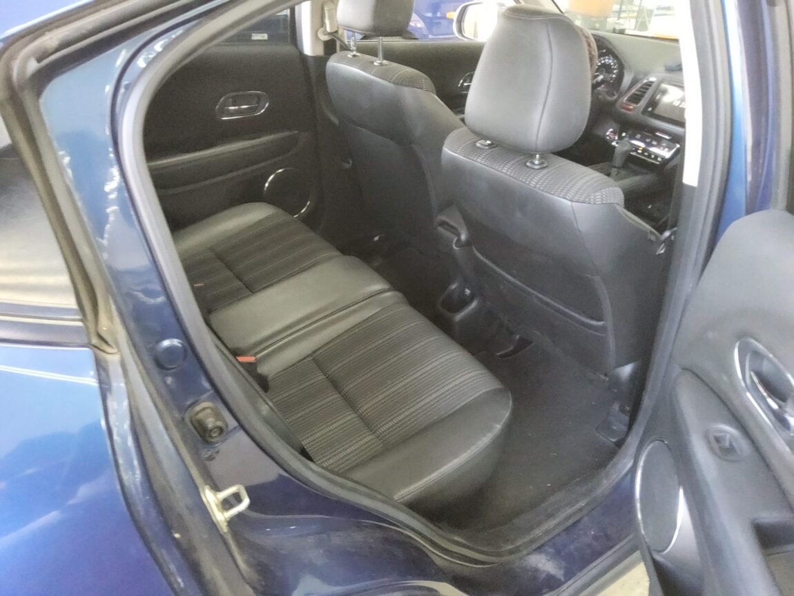 HONDA HR-V 1.8 2016 - zdjęcie 13