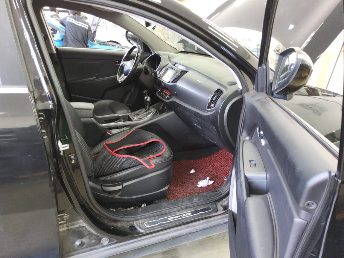 KIA SPORTAGE R DIESEL R2.0 2WD TLX PREMIUM 2013 - zdjęcie 14