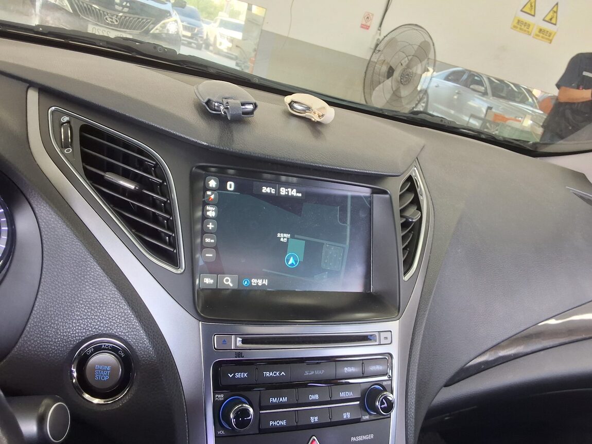 HYUNDAI GRANDEUR HG HG 300 EXCLUSIVE 2015 - zdjęcie 18
