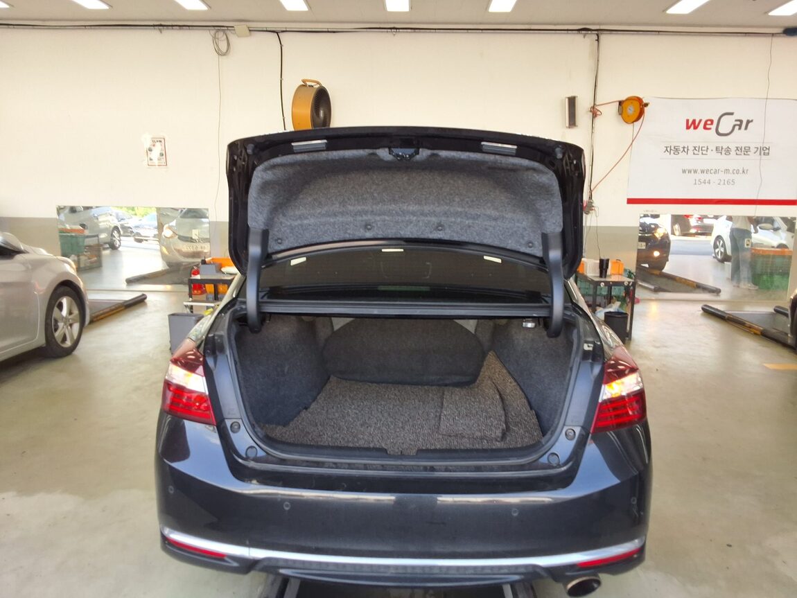HONDA ACCORD (9TH GEN) 2.4 EX-L 2017 - zdjęcie 15