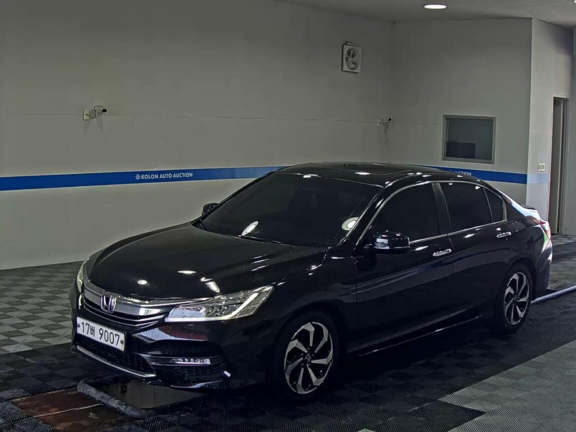 HONDA ACCORD (9TH GEN) 2.4 EX-L 2017 - zdjęcie 2