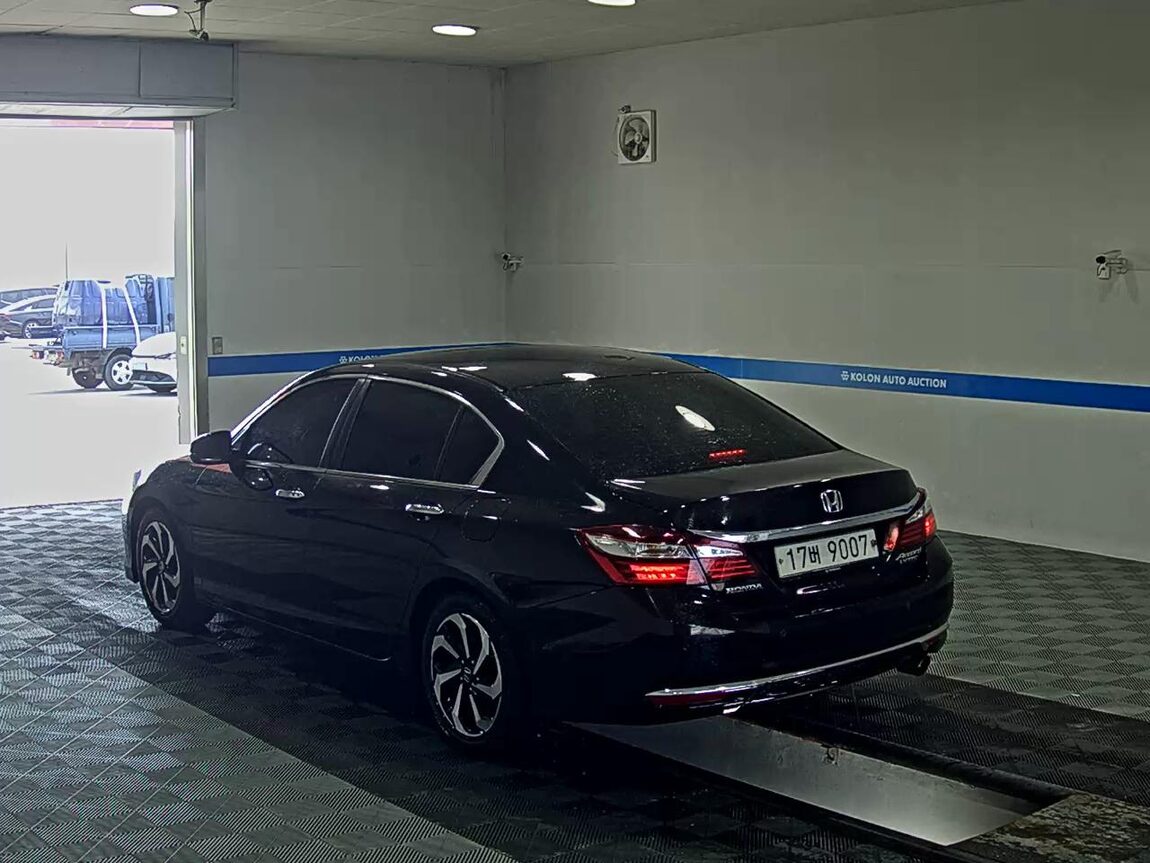HONDA ACCORD (9TH GEN) 2.4 EX-L 2017 - zdjęcie 6