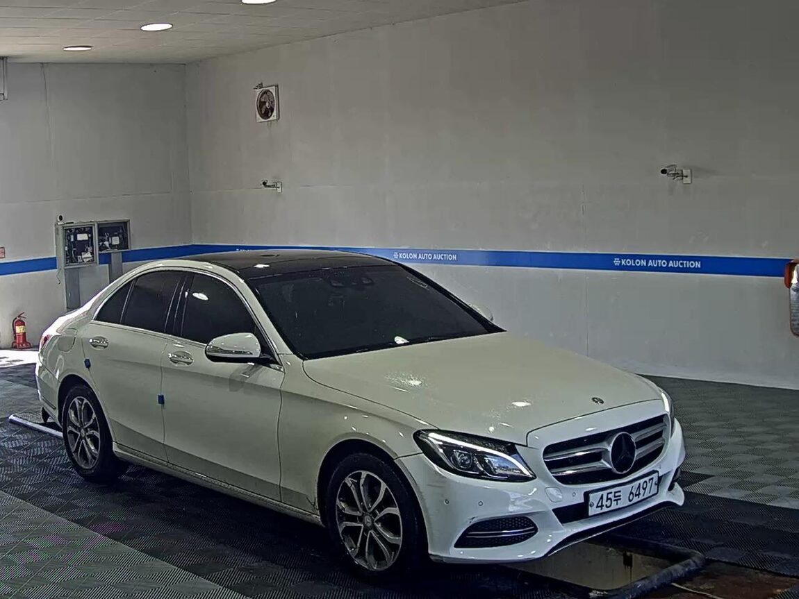 MERCEDES-BENZ C-CLASS (4TH GEN) C220 CDI BLUETEC PANORAMIC SUNROOF 2015 - zdjęcie 3