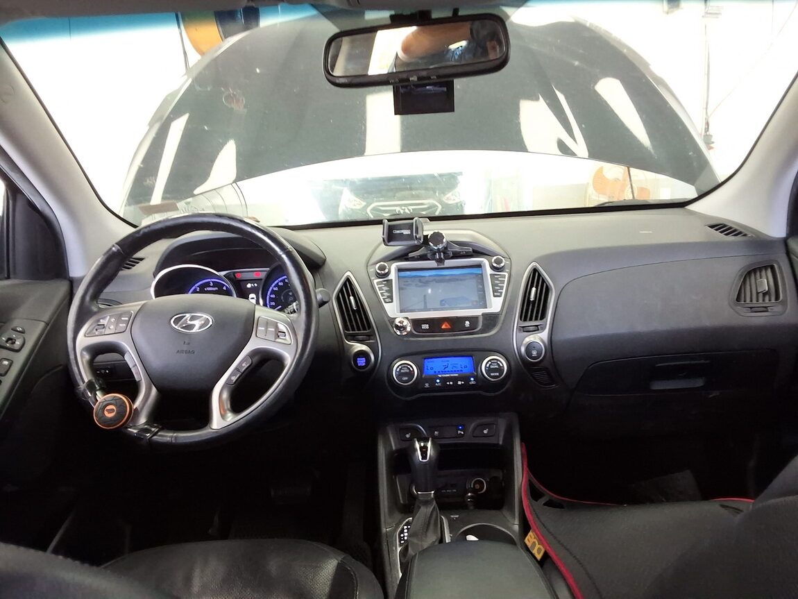 HYUNDAI NEW TUCSON ix DIESEL R2.0 2WD PREMIUM 2014 - zdjęcie 11