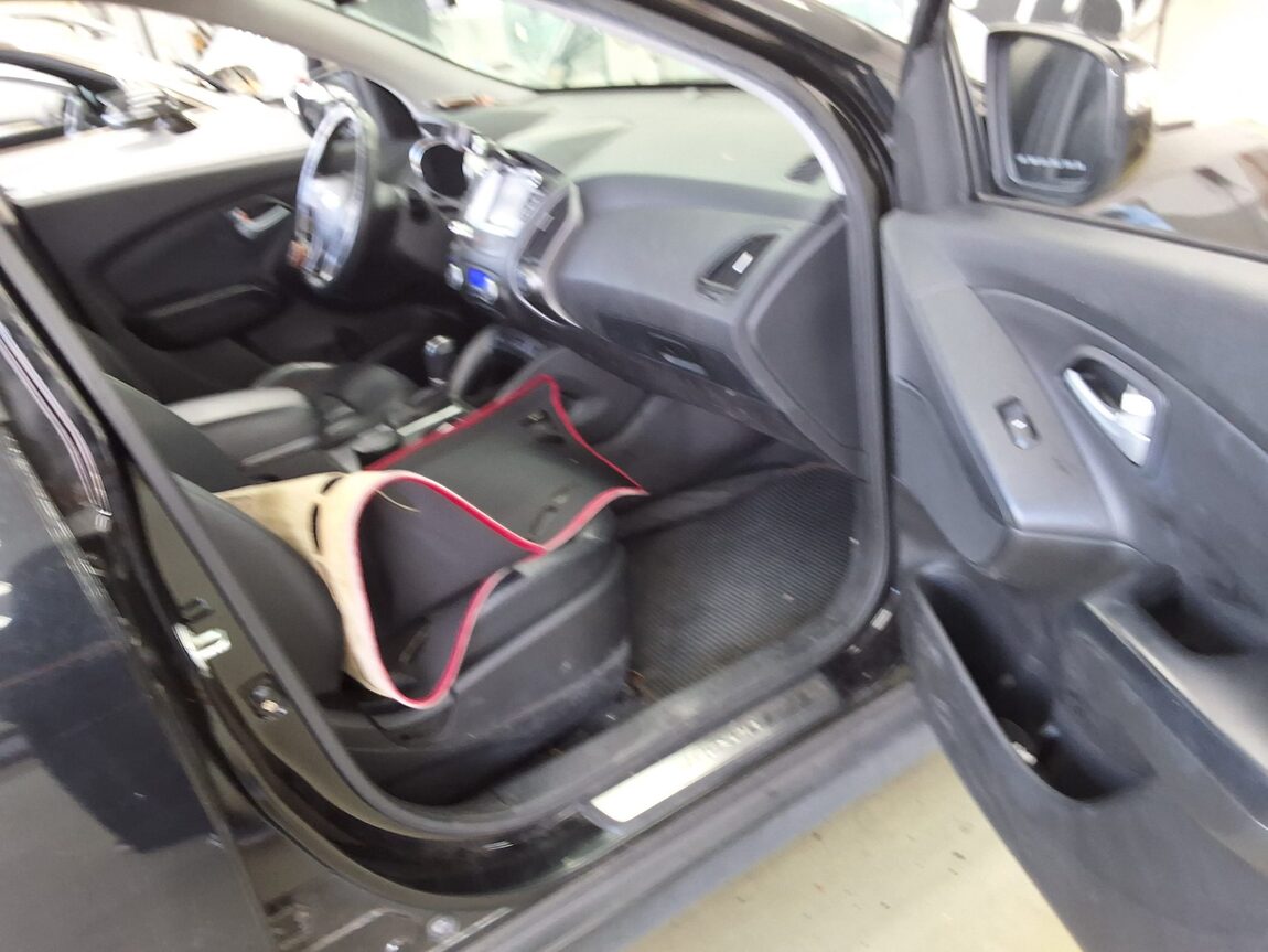 HYUNDAI NEW TUCSON ix DIESEL R2.0 2WD PREMIUM 2014 - zdjęcie 14