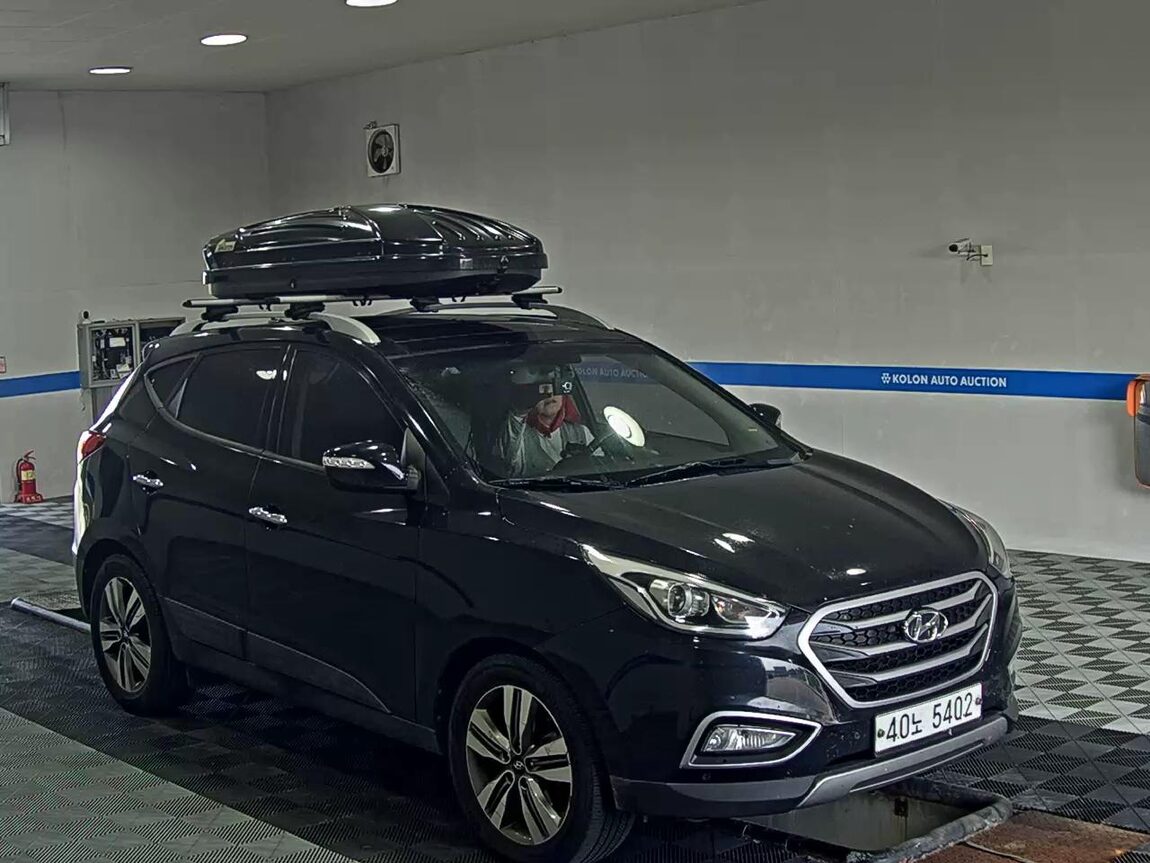 HYUNDAI NEW TUCSON ix DIESEL R2.0 2WD PREMIUM 2014 - zdjęcie 3