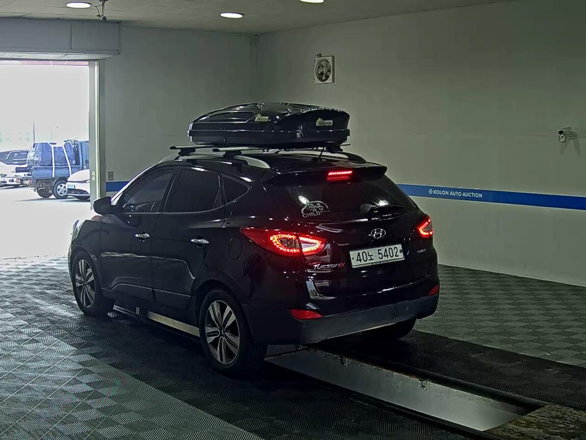 HYUNDAI NEW TUCSON ix DIESEL R2.0 2WD PREMIUM 2014 - zdjęcie 6