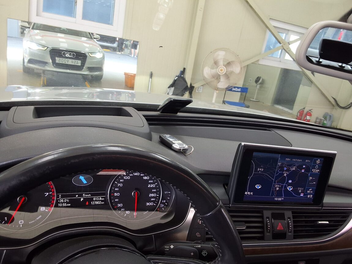 AUDI A6 (4TH GEN) 3.0 TFSI QUATTRO DYNAMIC 2012 - zdjęcie 25
