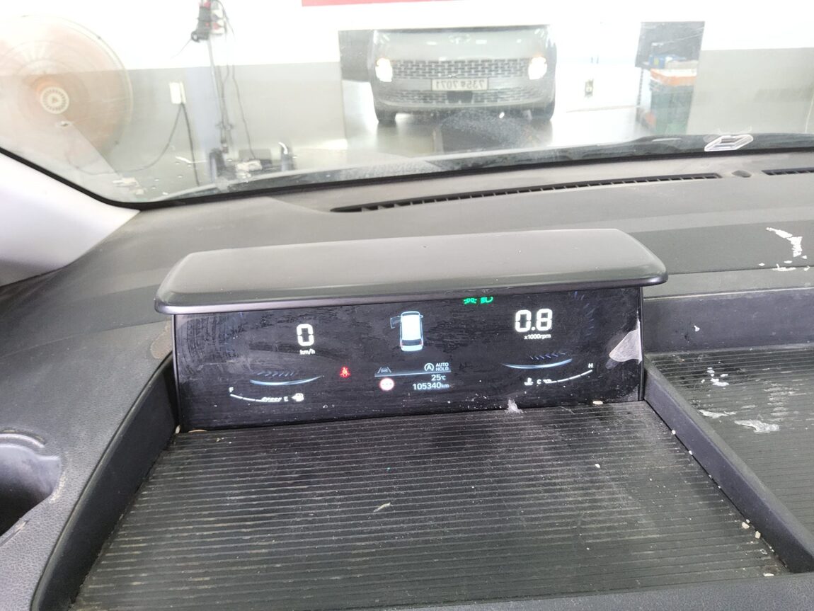HYUNDAI STARIA 2.2 DIESEL TOURER 11-SEATER 2WD SMART 2022 - zdjęcie 9