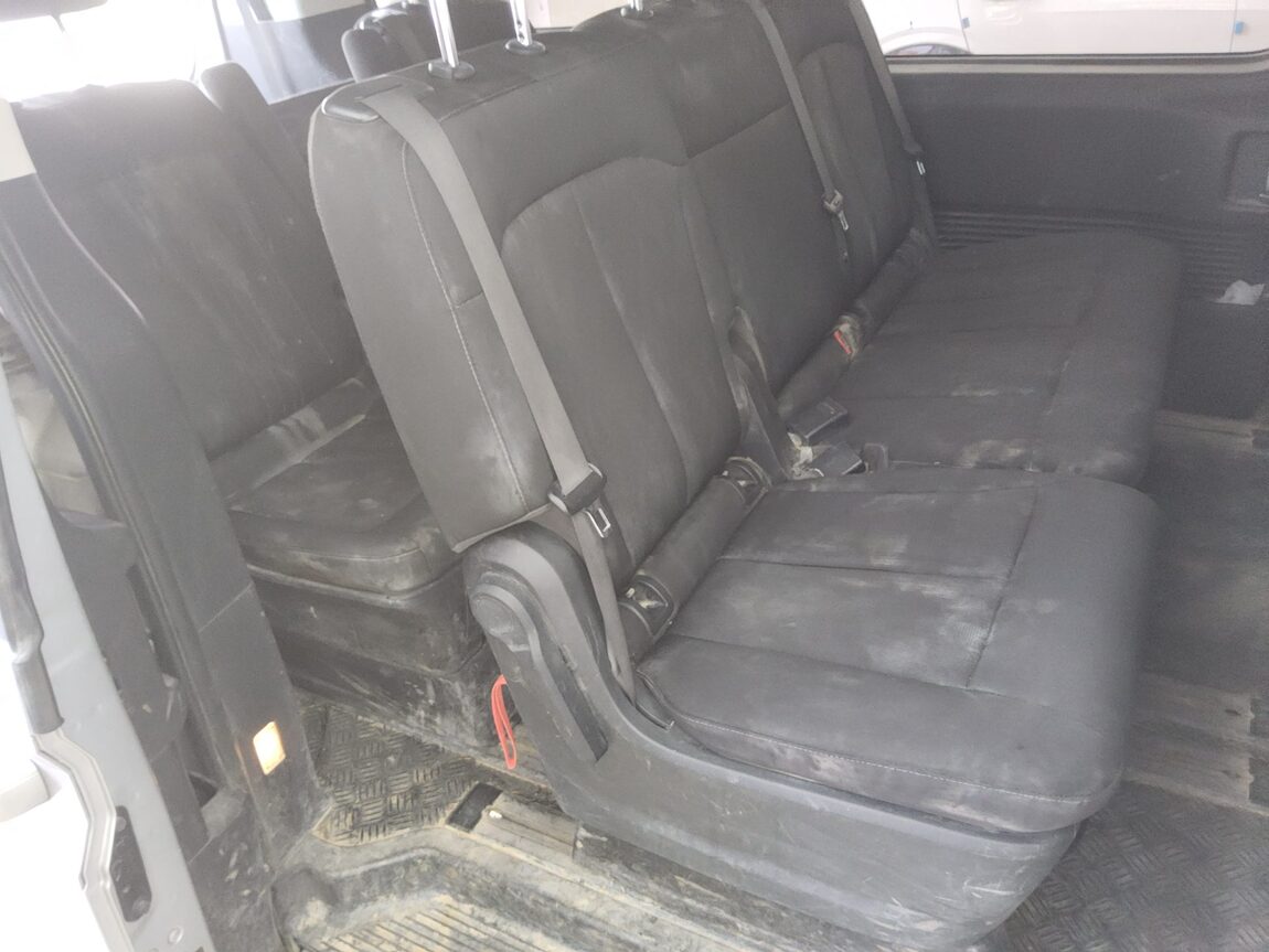 HYUNDAI STARIA 2.2 DIESEL TOURER 11-SEATER 2WD SMART 2022 - zdjęcie 13