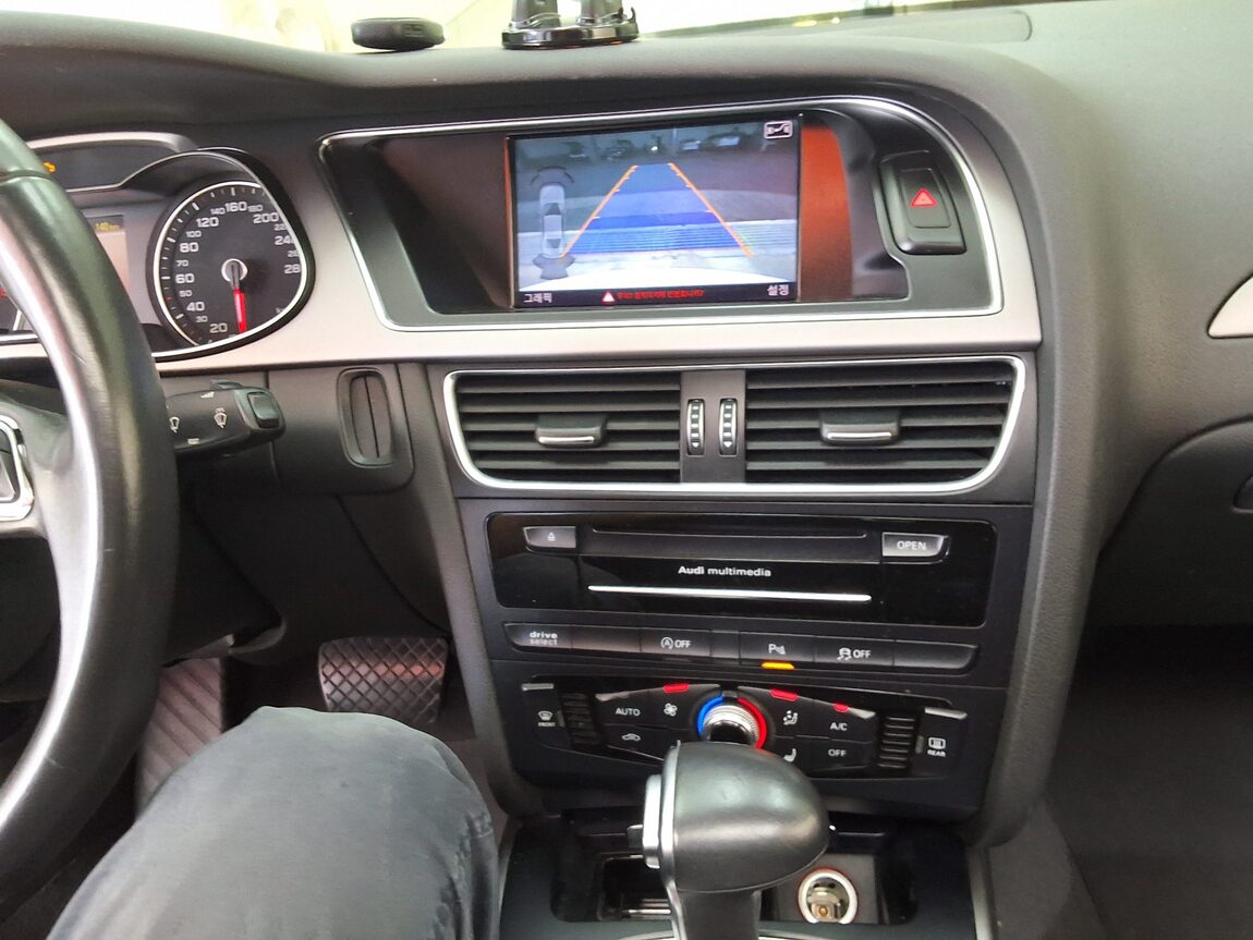 AUDI A4 (4TH GEN) 30 TDI DYNAMIC 2015 - zdjęcie 24