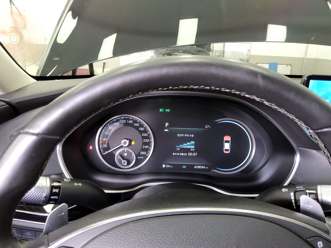 GENESIS THE ALL NEW G80 GASOLINE 2.5 AWD BASE MODEL 2021 - zdjęcie 9