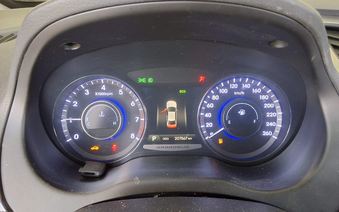 HYUNDAI GRANDEUR HG HG 300 NOBLE 2012 - zdjęcie 9