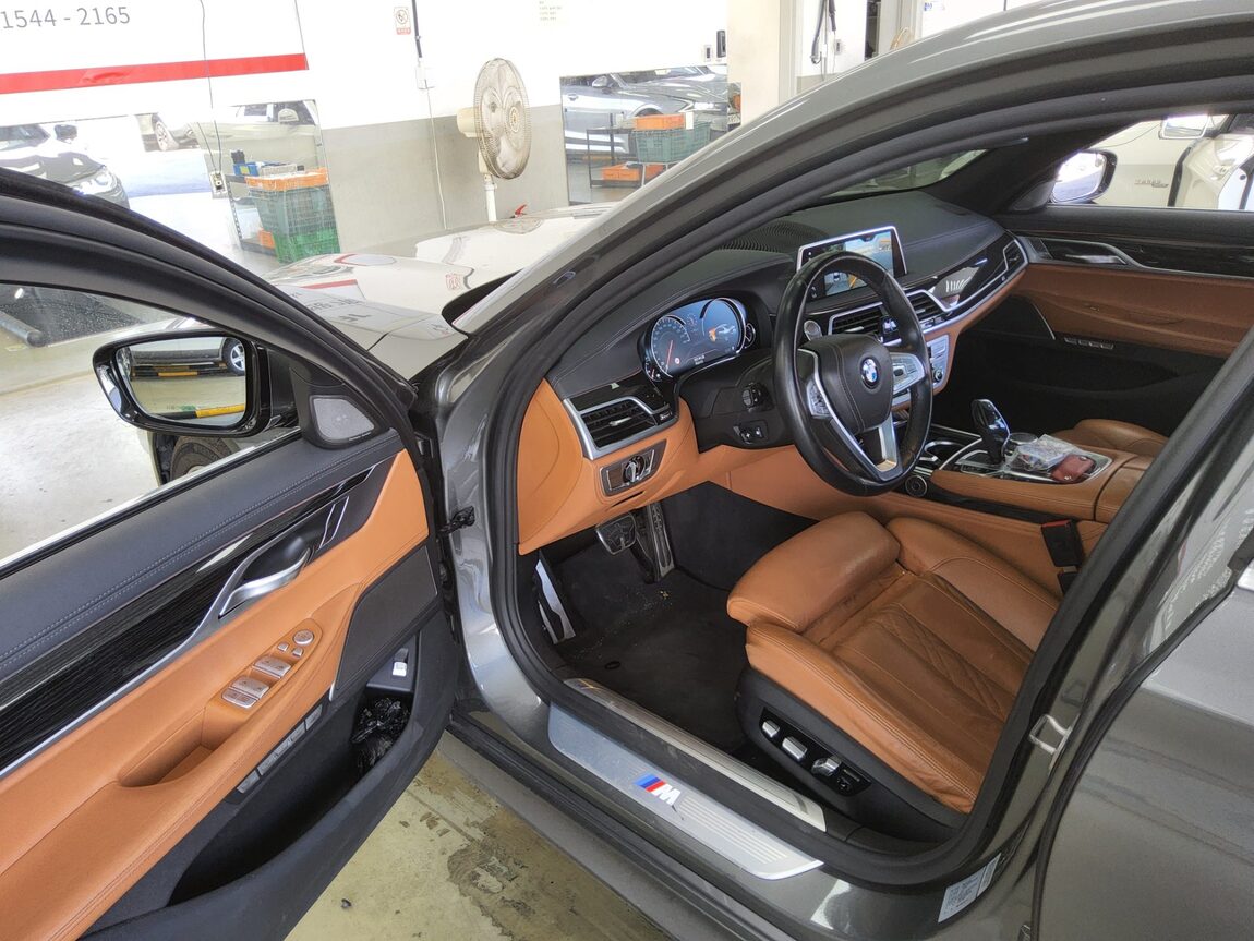 BMW 7 SERIES (6TH GEN) 730d xDRIVE M SPORT PACK 2018 - zdjęcie 10