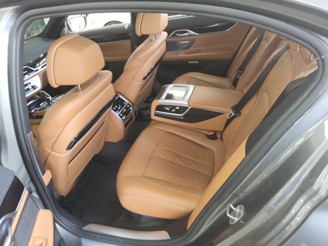 BMW 7 SERIES (6TH GEN) 730d xDRIVE M SPORT PACK 2018 - zdjęcie 12