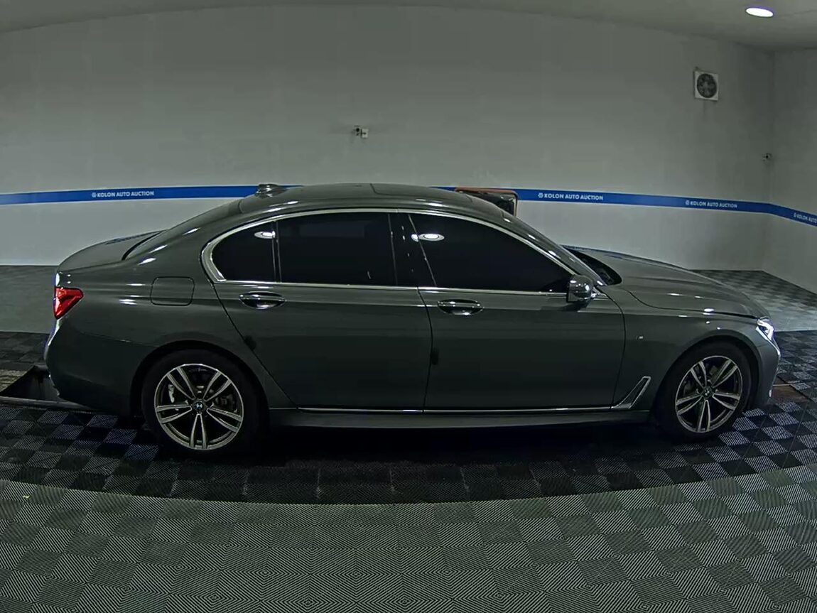 BMW 7 SERIES (6TH GEN) 730d xDRIVE M SPORT PACK 2018 - zdjęcie 4