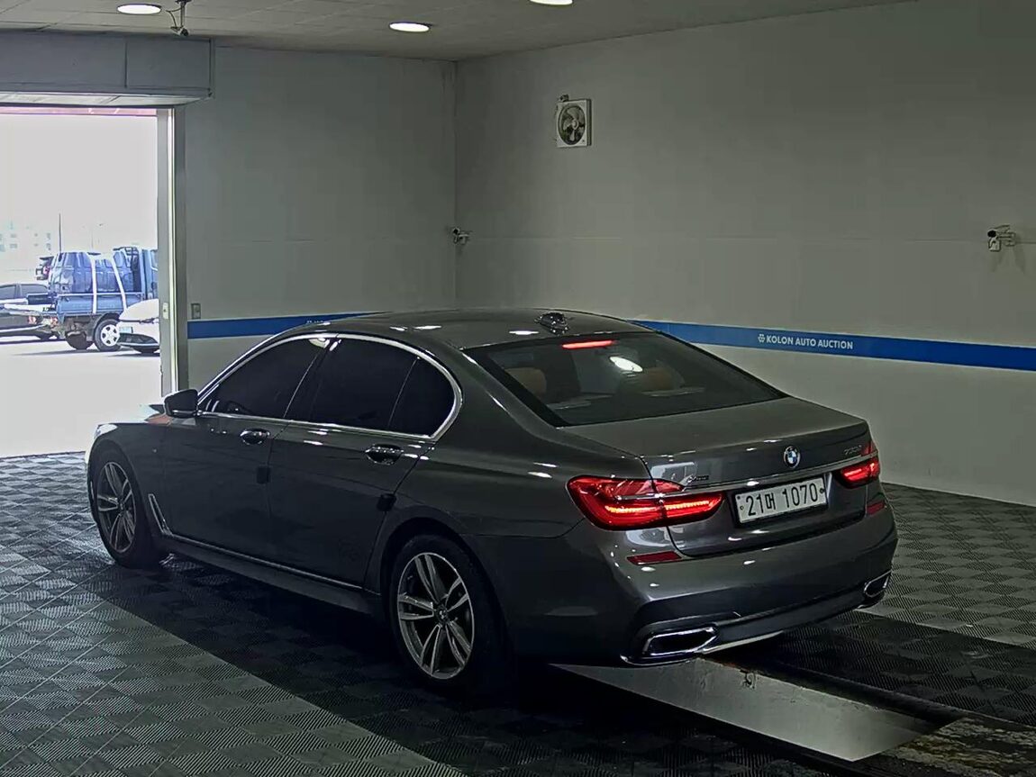 BMW 7 SERIES (6TH GEN) 730d xDRIVE M SPORT PACK 2018 - zdjęcie 6