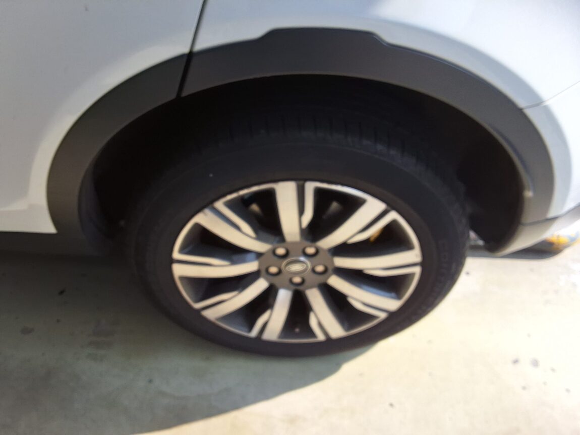 LAND ROVER DISCOVERY SPORT 2.0 TD4 HSE LUXURY 2018 - zdjęcie 20