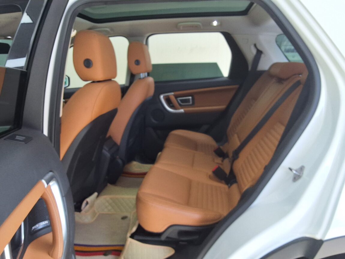 LAND ROVER DISCOVERY SPORT 2.0 TD4 HSE LUXURY 2018 - zdjęcie 13